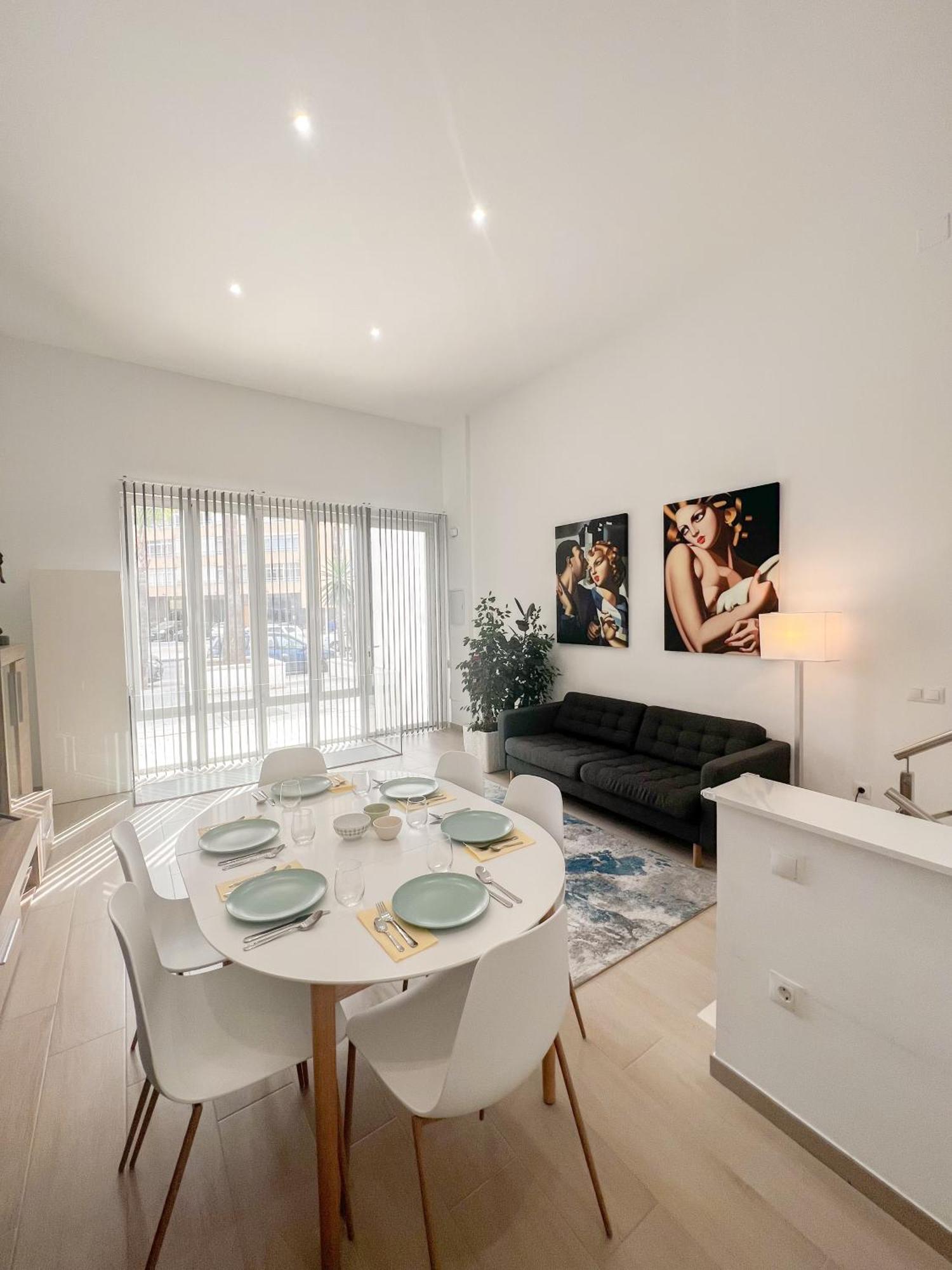 Апартаменты Cozy And Modern Family Flat Carihuela Торремолинос Экстерьер фото