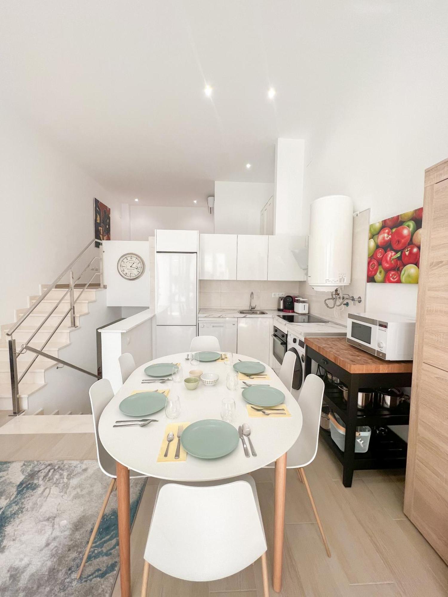 Апартаменты Cozy And Modern Family Flat Carihuela Торремолинос Экстерьер фото